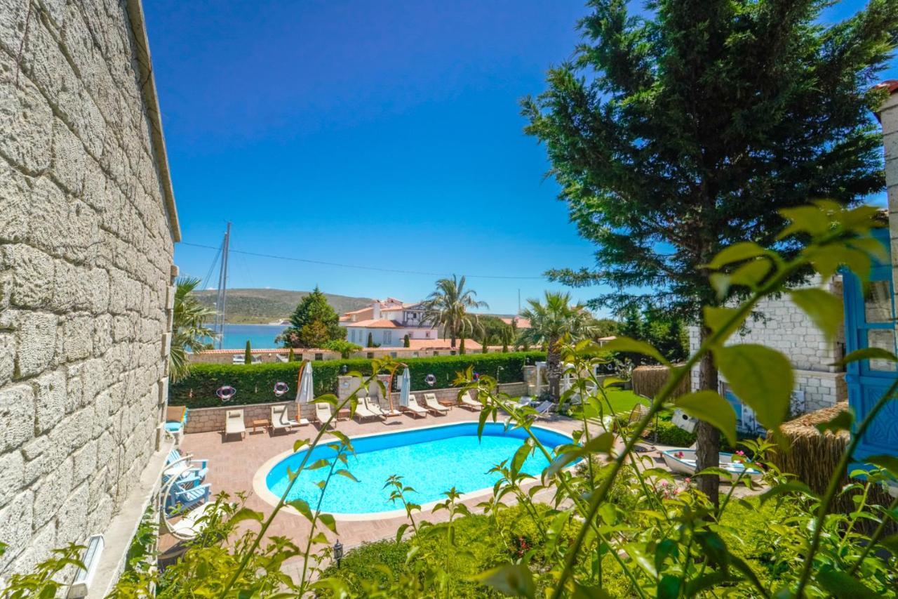 Alacati Marina Palace Екстер'єр фото