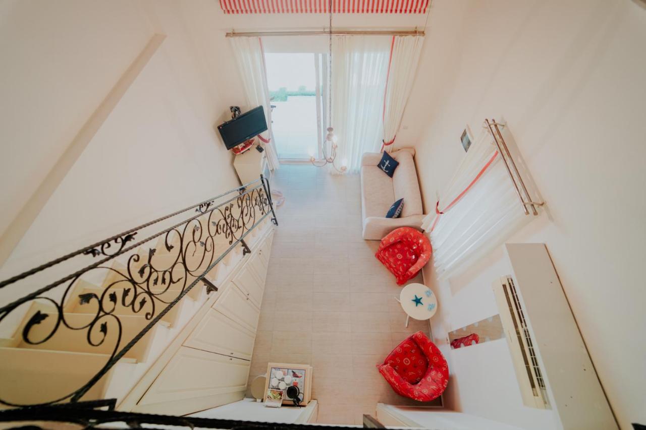 Alacati Marina Palace Екстер'єр фото