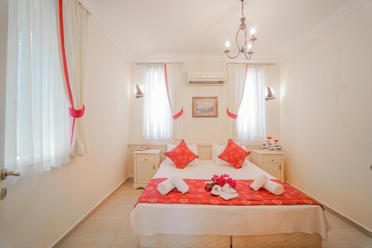 Alacati Marina Palace Екстер'єр фото